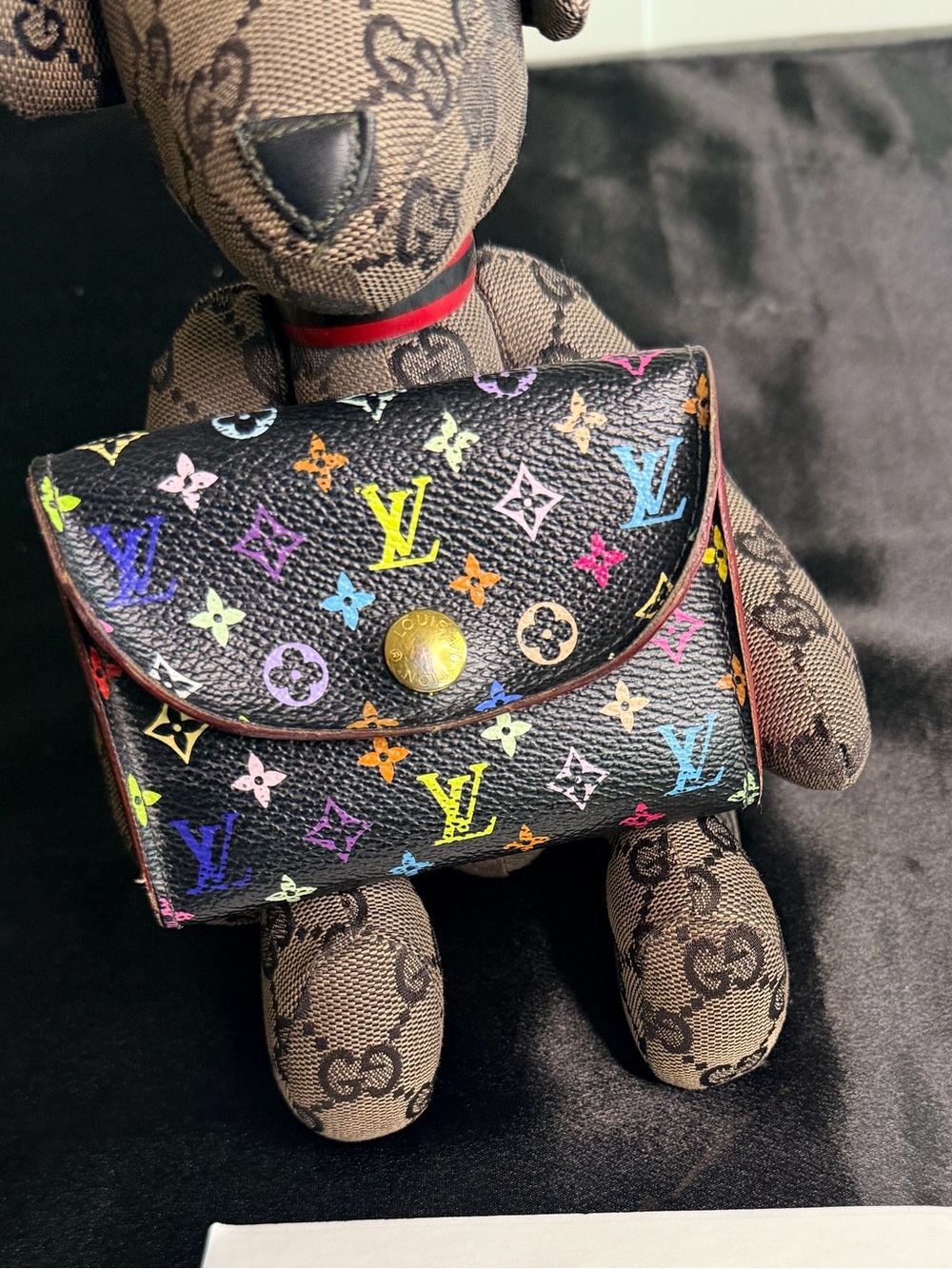 Murakami cardholder